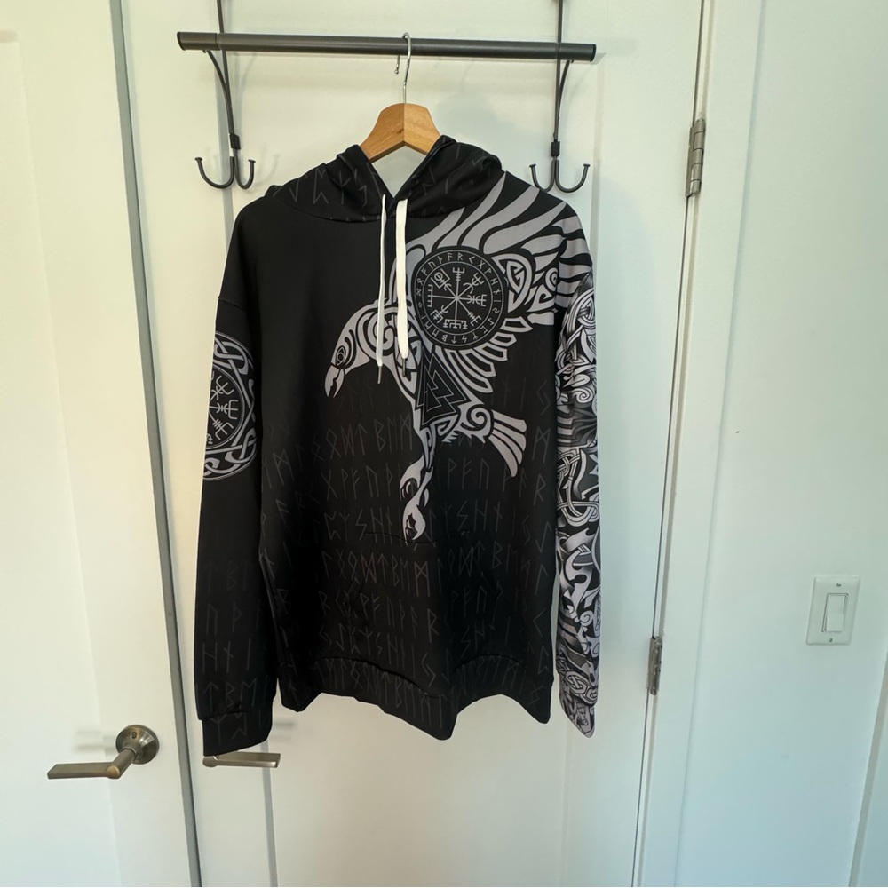 Mens viking style the raven of Odin tattoo special hoodie size L